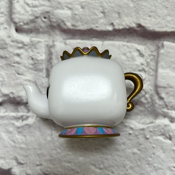 Funko Pop Mrs. Potts vinyl figure - Picture 2 of 5